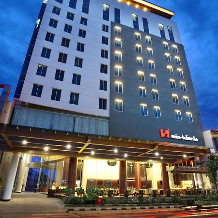 Swiss-Belinn Ska Pekanbaru Exterior photo
