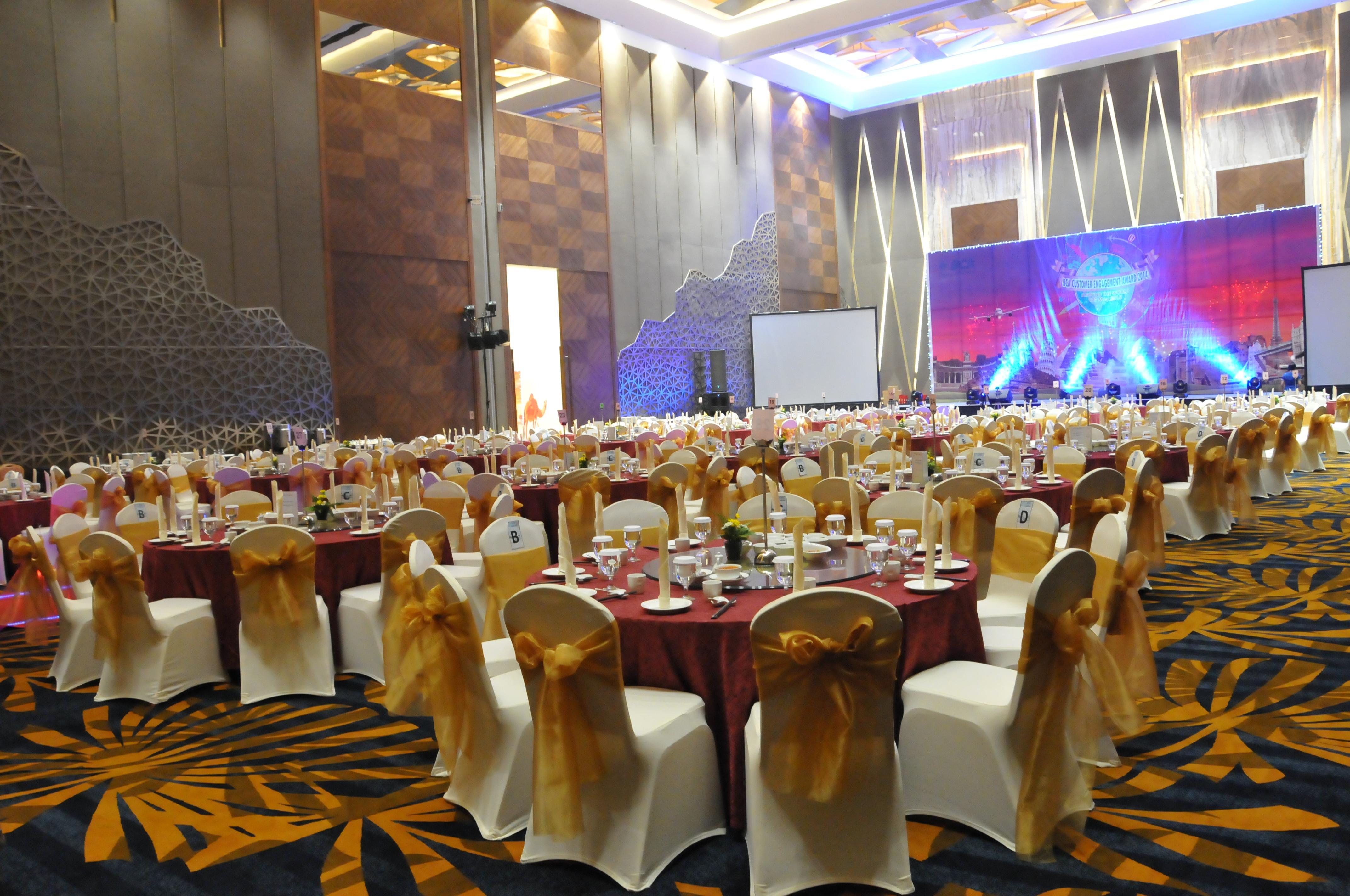 Swiss-Belinn Ska Pekanbaru Exterior photo