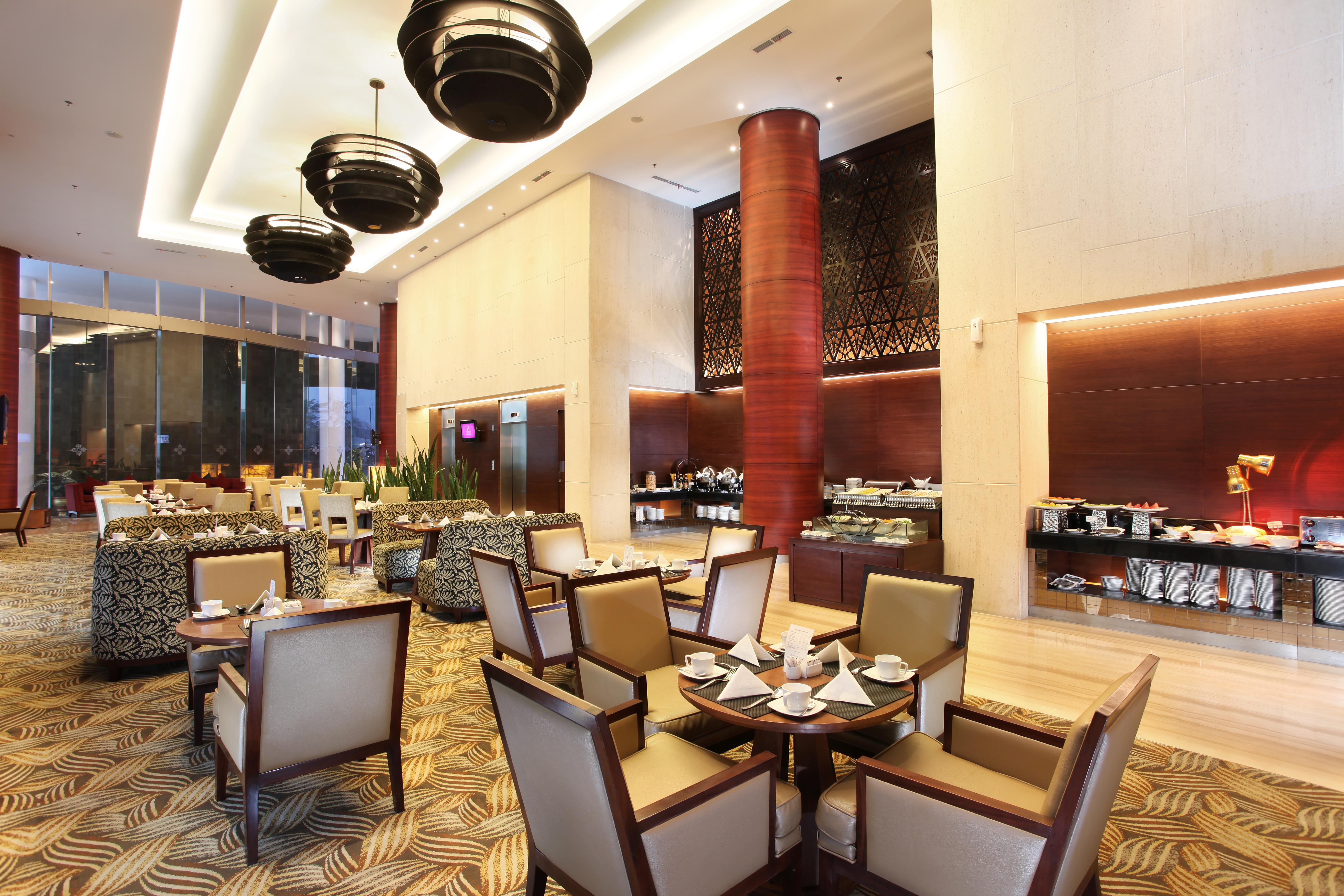 Swiss-Belinn Ska Pekanbaru Exterior photo
