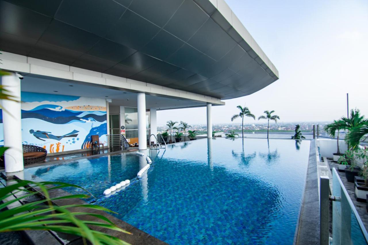 Swiss-Belinn Ska Pekanbaru Exterior photo