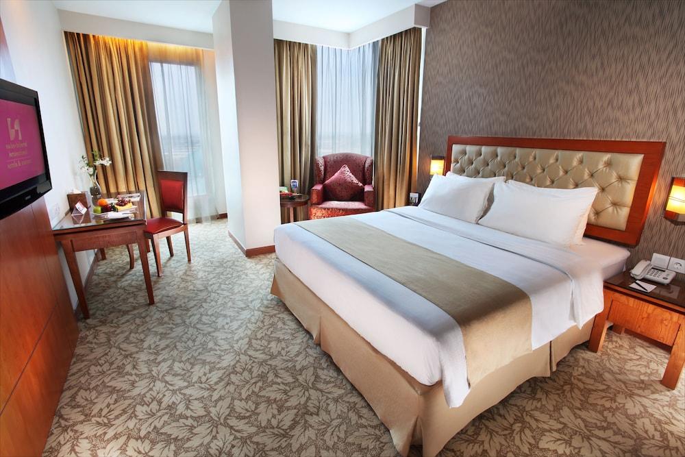 Swiss-Belinn Ska Pekanbaru Exterior photo