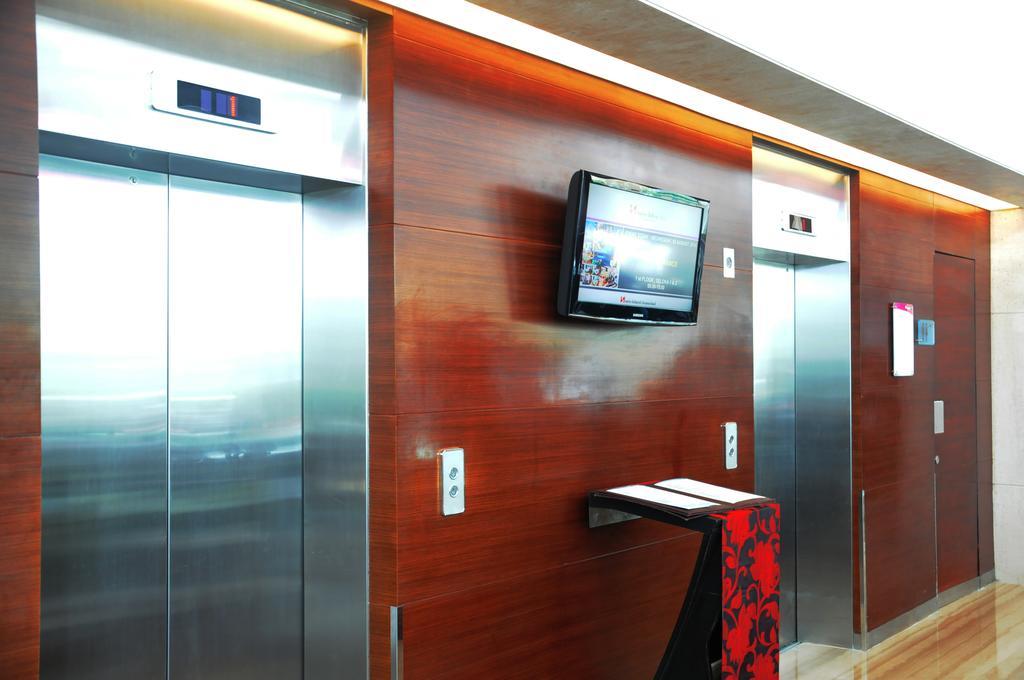 Swiss-Belinn Ska Pekanbaru Exterior photo